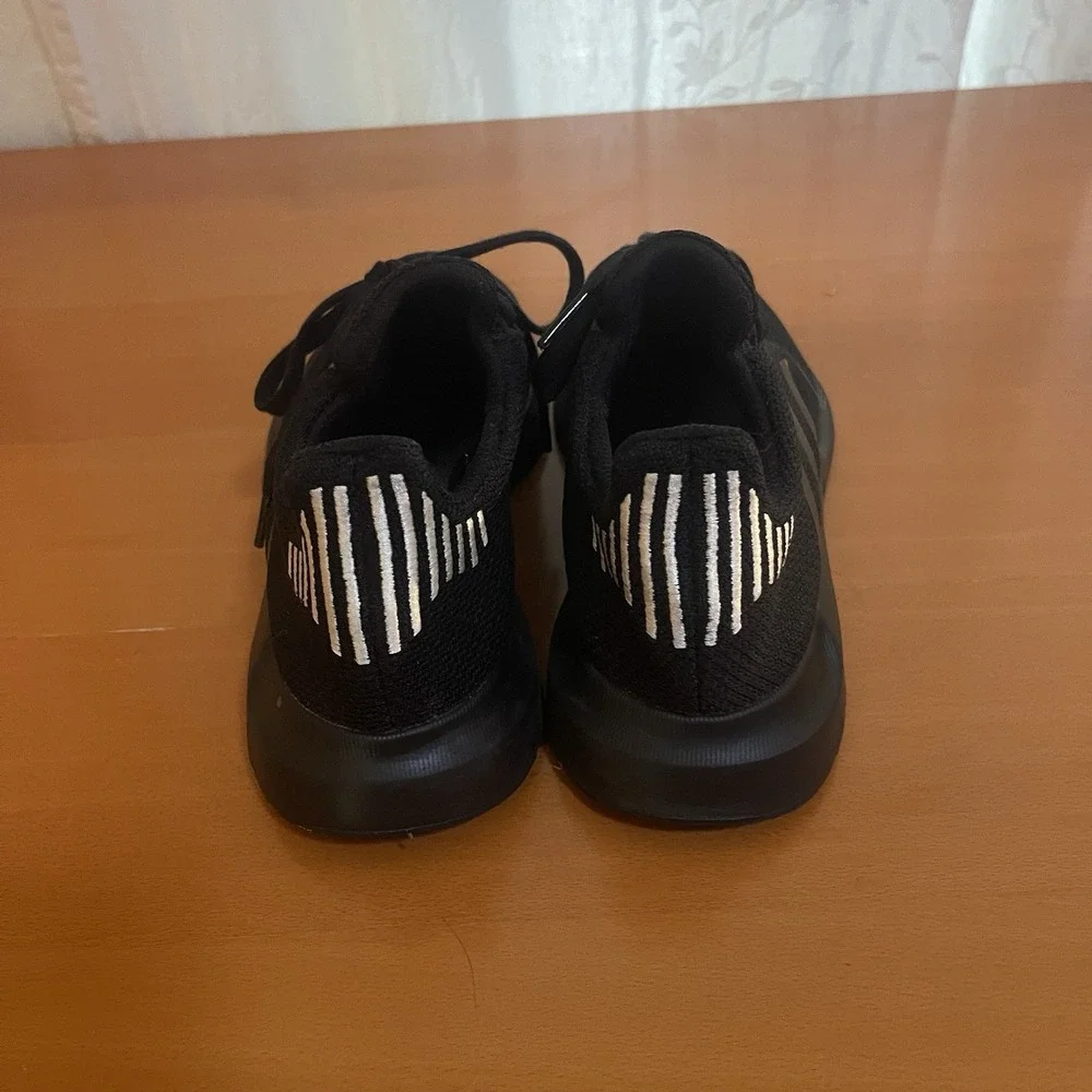 adidas swift run